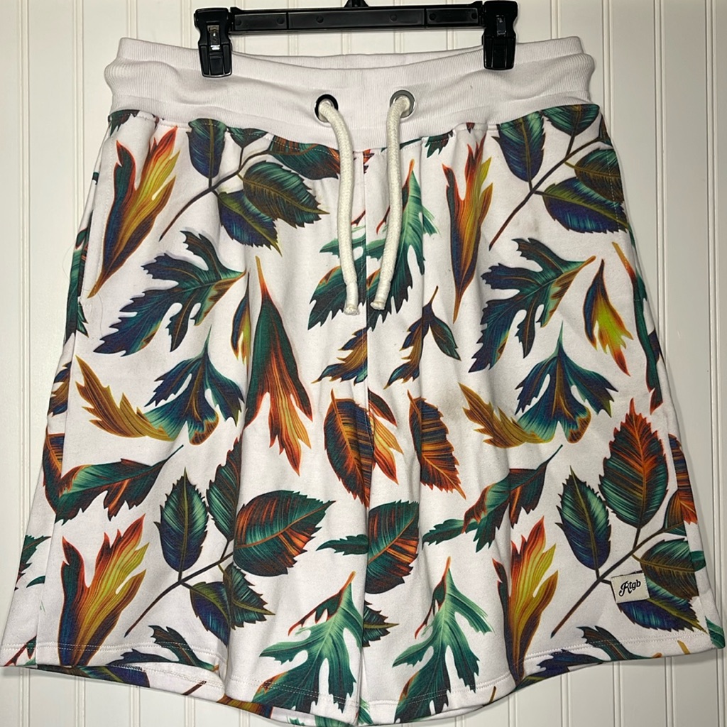 Rtgb Men’s Shorts Size 2x With Drawstring And Front And Back Pocket